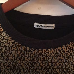 Casual and light weight Gold sequins dress.